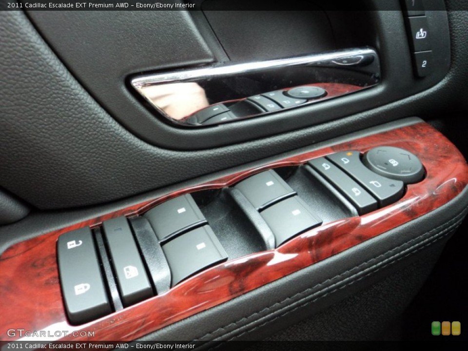 Ebony/Ebony Interior Controls for the 2011 Cadillac Escalade EXT Premium AWD #50833674