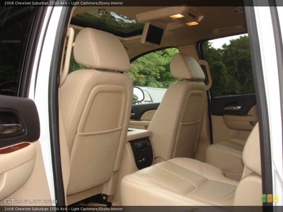 Light Cashmere/Ebony Interior Photo for the 2008 Chevrolet Suburban 1500 4x4 #50839062