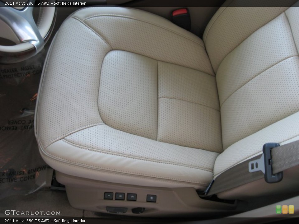 Soft Beige Interior Photo for the 2011 Volvo S80 T6 AWD #50841846