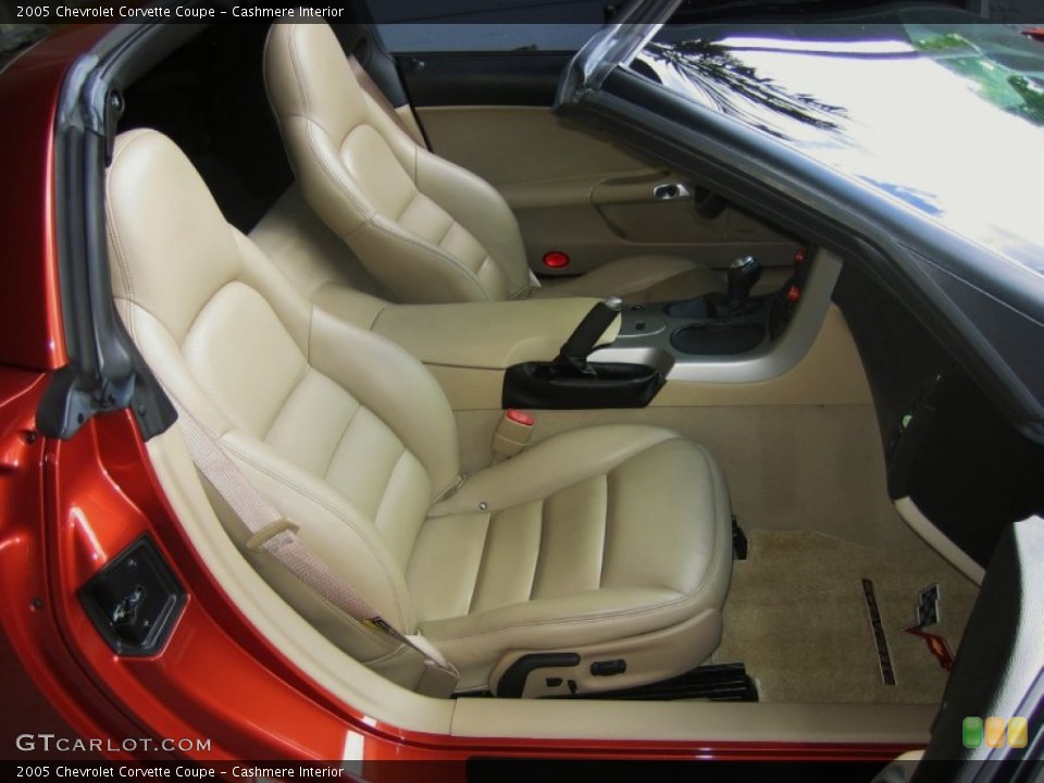 Cashmere Interior Photo for the 2005 Chevrolet Corvette Coupe #50842084