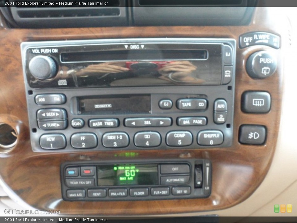 Medium Prairie Tan Interior Controls for the 2001 Ford Explorer Limited #50845353
