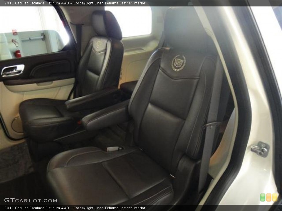 Cocoa/Light Linen Tehama Leather Interior Photo for the 2011 Cadillac Escalade Platinum AWD #50847492