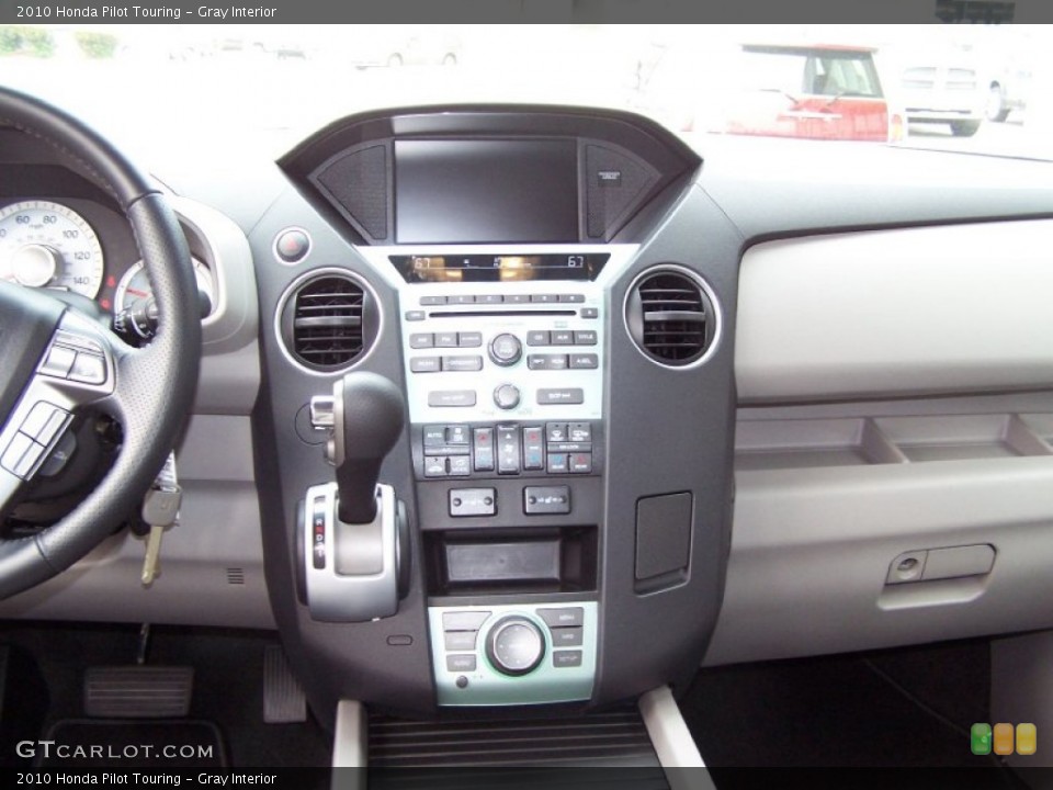 Gray Interior Dashboard for the 2010 Honda Pilot Touring #50872426