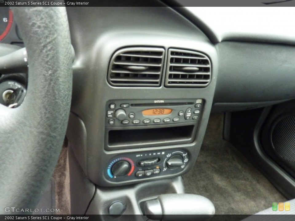Gray Interior Controls for the 2002 Saturn S Series SC1 Coupe #50874322
