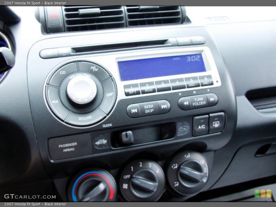 Black Interior Controls for the 2007 Honda Fit Sport #50876113