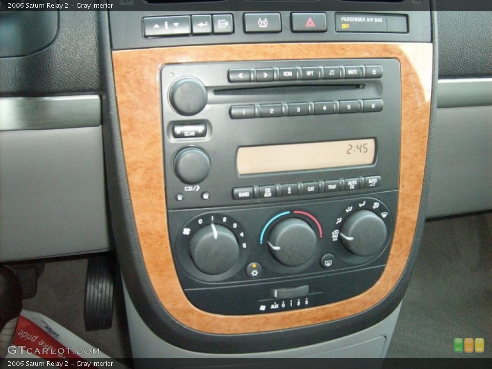 Gray Interior Controls for the 2006 Saturn Relay 2 #50876896