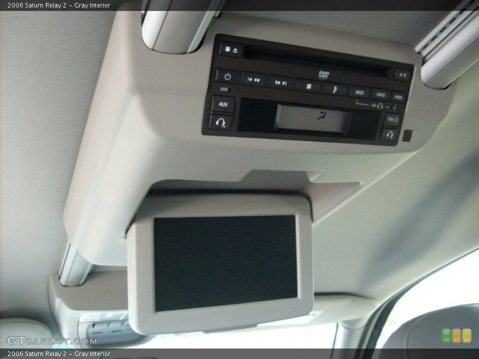 Gray Interior Controls for the 2006 Saturn Relay 2 #50876911
