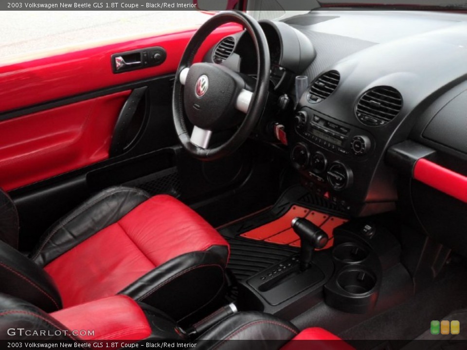 Black/Red Interior Photo for the 2003 Volkswagen New Beetle GLS 1.8T Coupe #50878507
