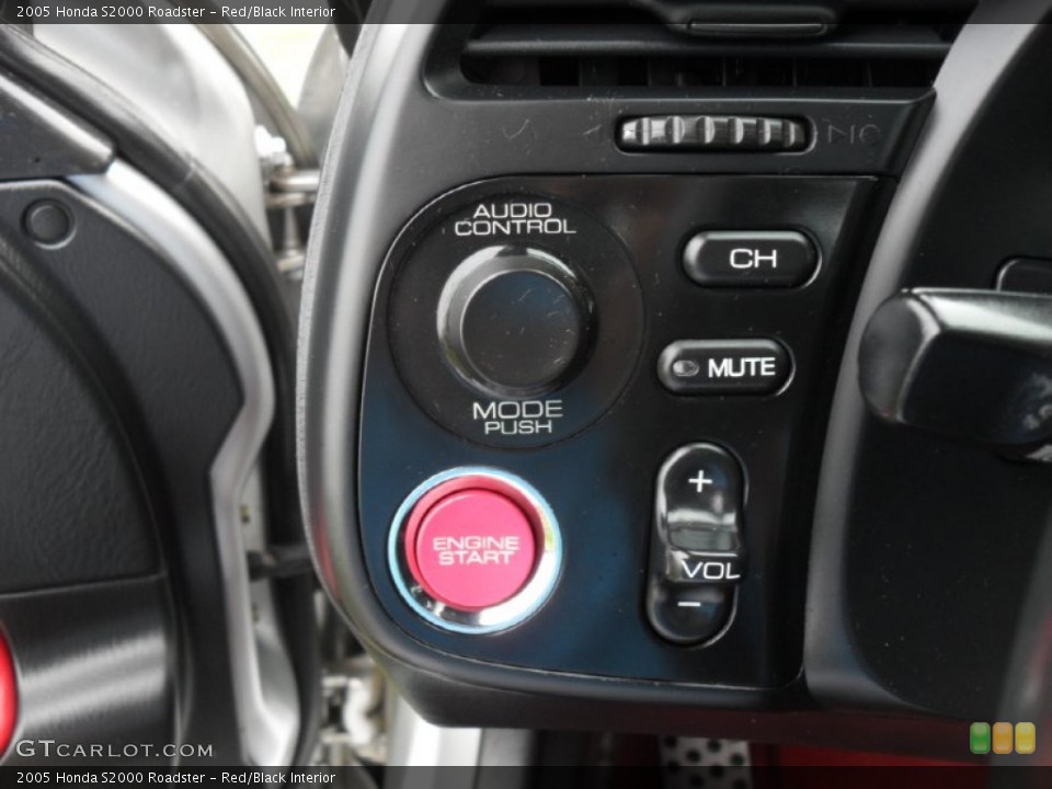 Red/Black Interior Controls for the 2005 Honda S2000 Roadster #50879581
