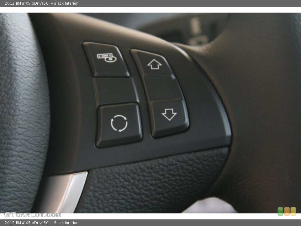 Black Interior Controls for the 2012 BMW X5 xDrive50i #50880346