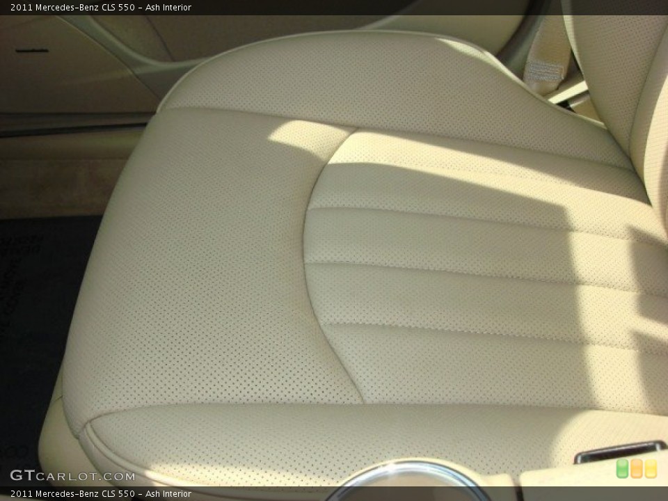 Ash 2011 Mercedes-Benz CLS Interiors