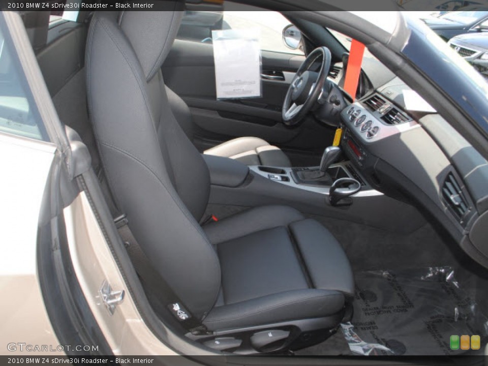 Black Interior Photo for the 2010 BMW Z4 sDrive30i Roadster #50881816