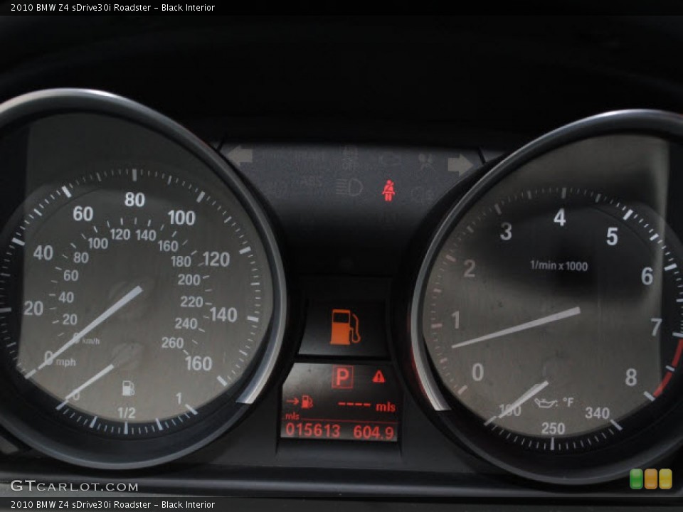 Black Interior Gauges for the 2010 BMW Z4 sDrive30i Roadster #50882008