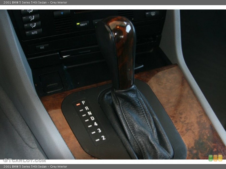 Grey Interior Transmission for the 2001 BMW 5 Series 540i Sedan #50882722