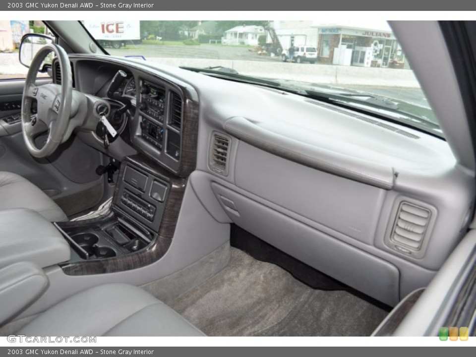 Stone Gray Interior Photo for the 2003 GMC Yukon Denali AWD #50888521