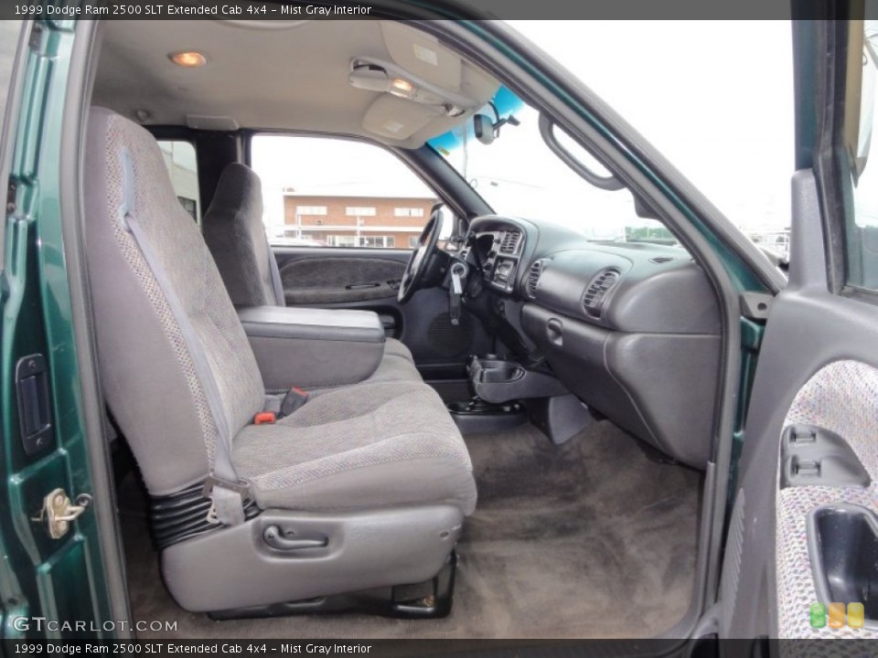 Mist Gray Interior Photo for the 1999 Dodge Ram 2500 SLT Extended Cab 4x4 #50892205