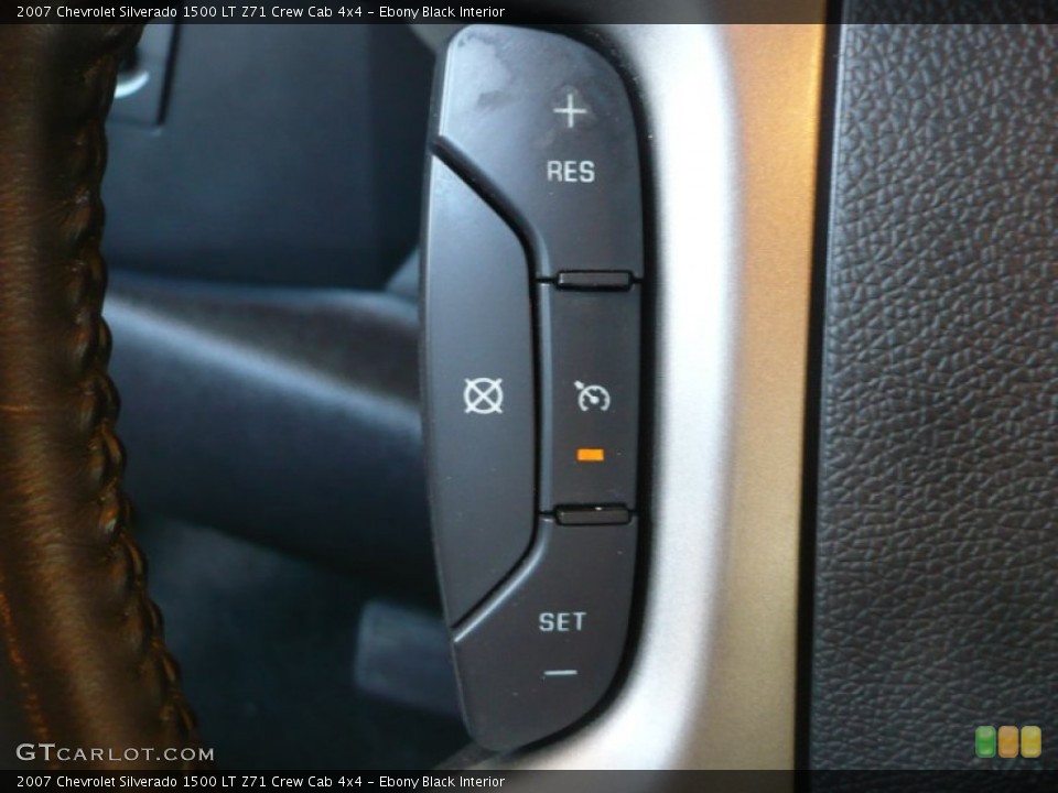 Ebony Black Interior Controls for the 2007 Chevrolet Silverado 1500 LT Z71 Crew Cab 4x4 #50892436