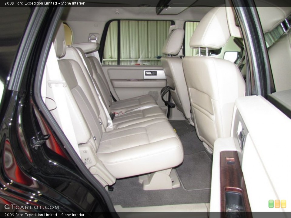 Stone Interior Photo for the 2009 Ford Expedition Limited #50901766