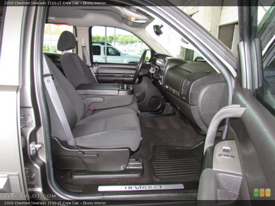 Ebony Interior Photo for the 2009 Chevrolet Silverado 1500 LT Crew Cab #50906212