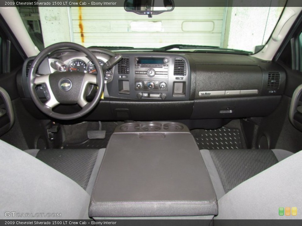 Ebony Interior Dashboard for the 2009 Chevrolet Silverado 1500 LT Crew Cab #50906272
