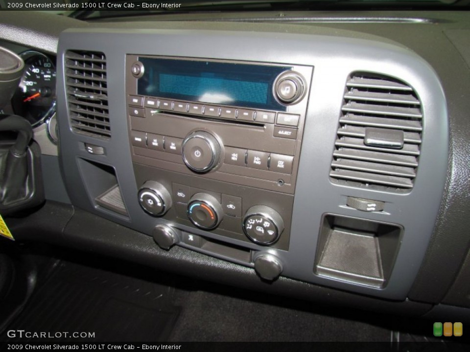 Ebony Interior Controls for the 2009 Chevrolet Silverado 1500 LT Crew Cab #50906317