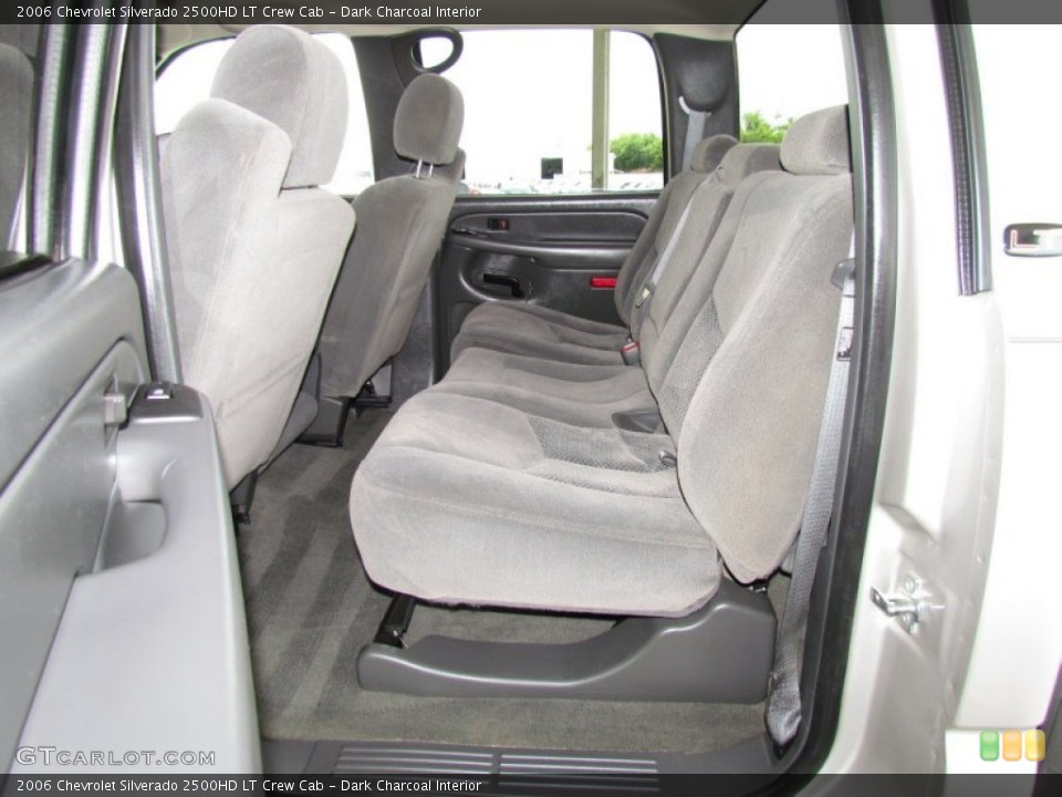 Dark Charcoal Interior Photo for the 2006 Chevrolet Silverado 2500HD LT Crew Cab #50906548