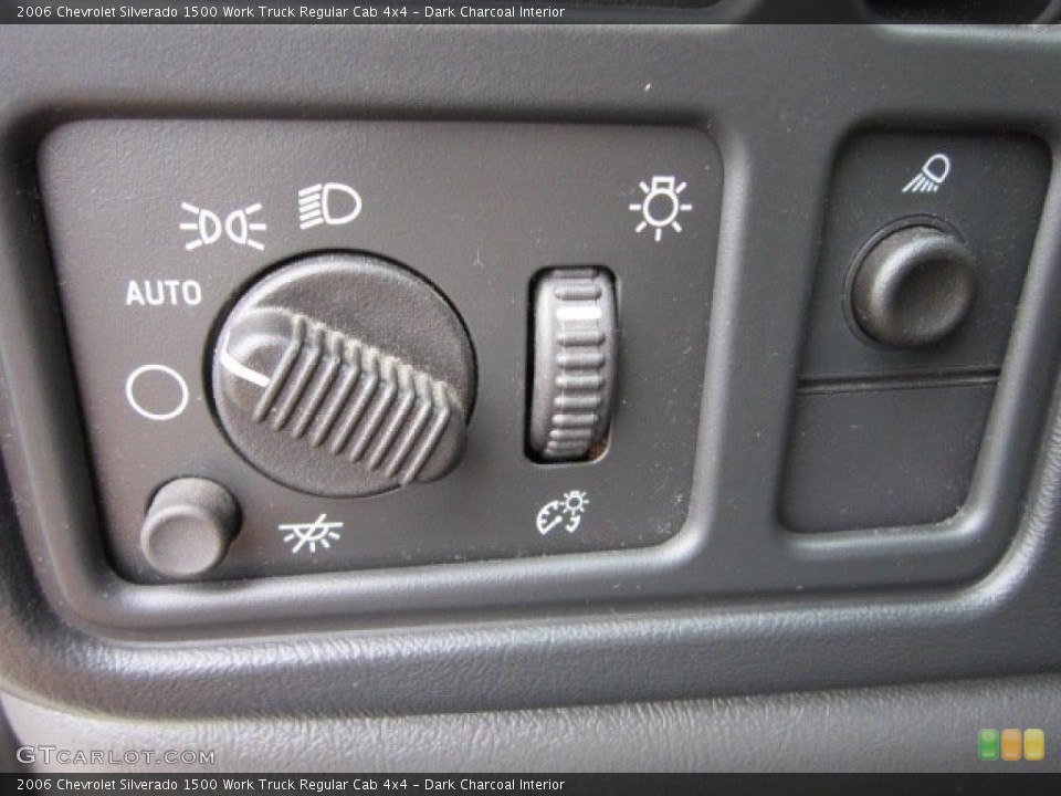 Dark Charcoal Interior Controls for the 2006 Chevrolet Silverado 1500 Work Truck Regular Cab 4x4 #50916633