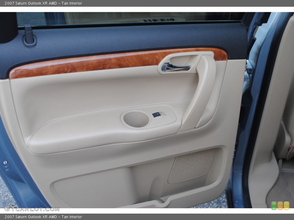 Tan Interior Door Panel for the 2007 Saturn Outlook XR AWD #50920527