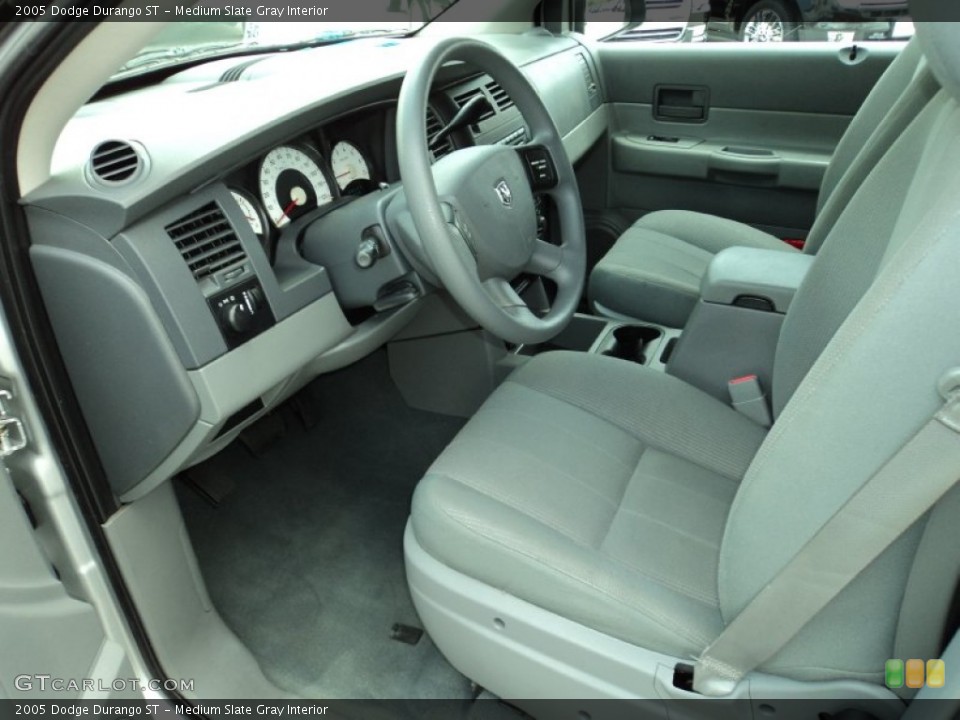 Medium Slate Gray Interior Photo for the 2005 Dodge Durango ST #50927037