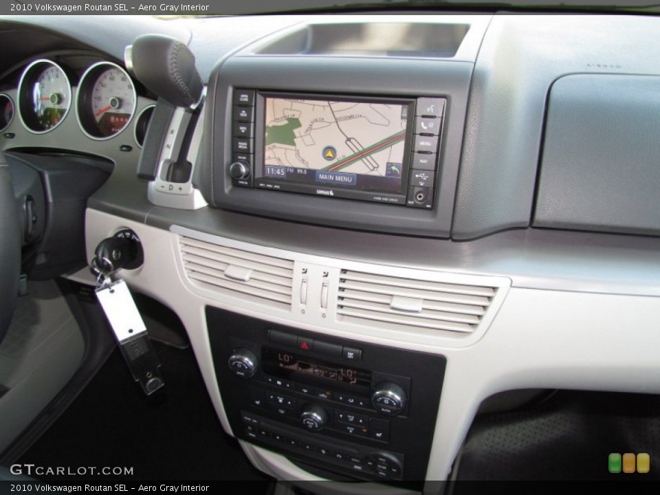 Aero Gray Interior Navigation for the 2010 Volkswagen Routan SEL #50929062