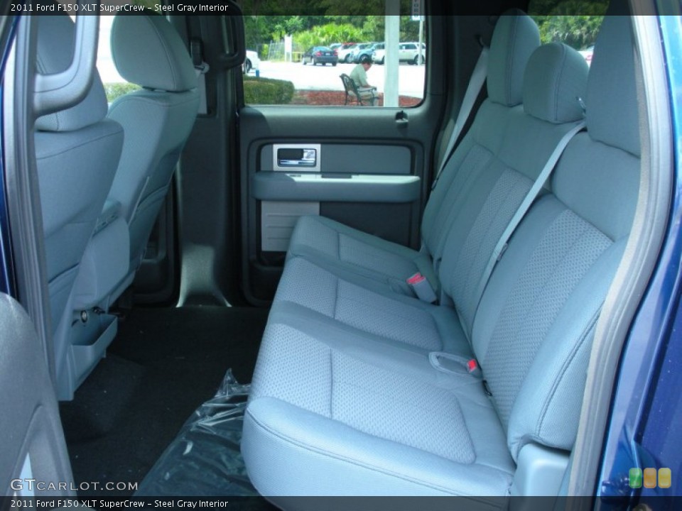 Steel Gray Interior Photo for the 2011 Ford F150 XLT SuperCrew #50930781