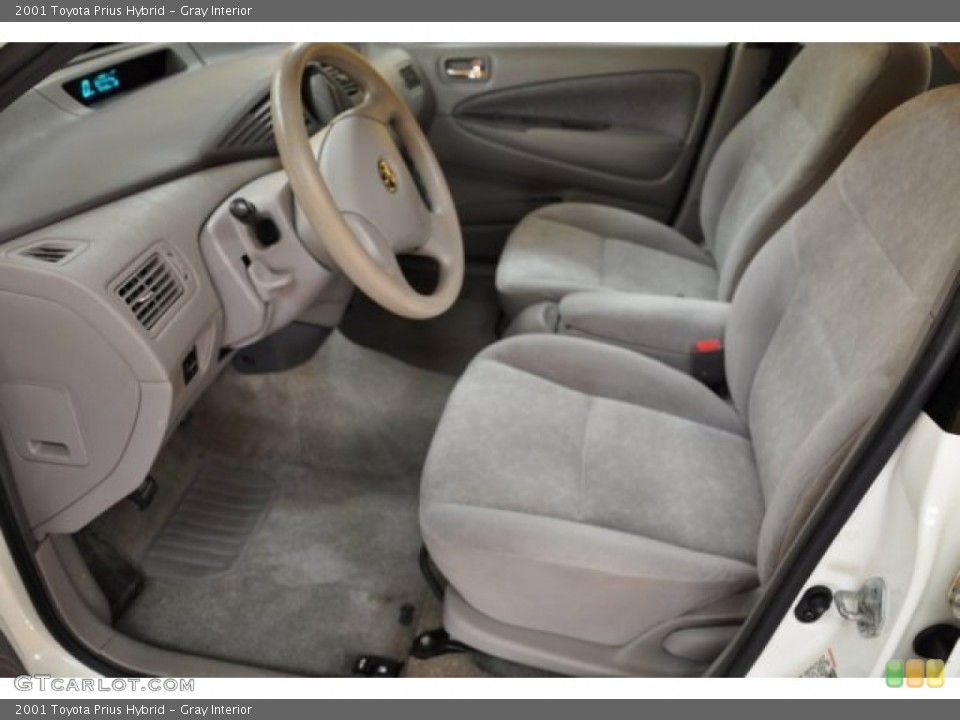 Gray Interior Photo for the 2001 Toyota Prius Hybrid #50945241