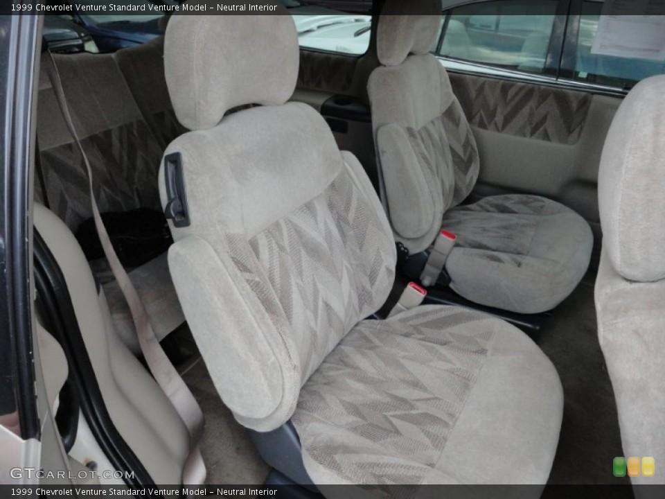 Neutral Interior Photo for the 1999 Chevrolet Venture  #50952420