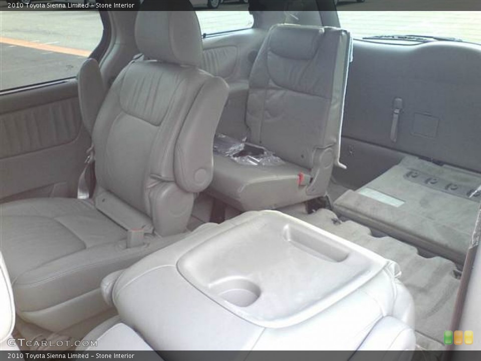Stone Interior Photo for the 2010 Toyota Sienna Limited #50954748