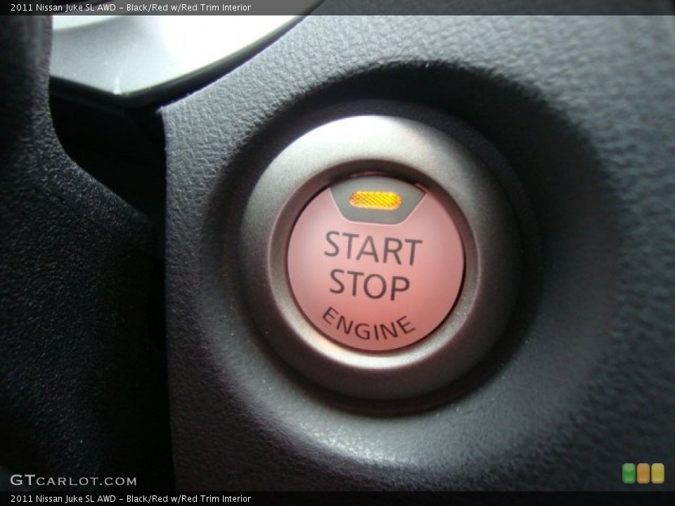 Black/Red w/Red Trim Interior Controls for the 2011 Nissan Juke SL AWD #50958174