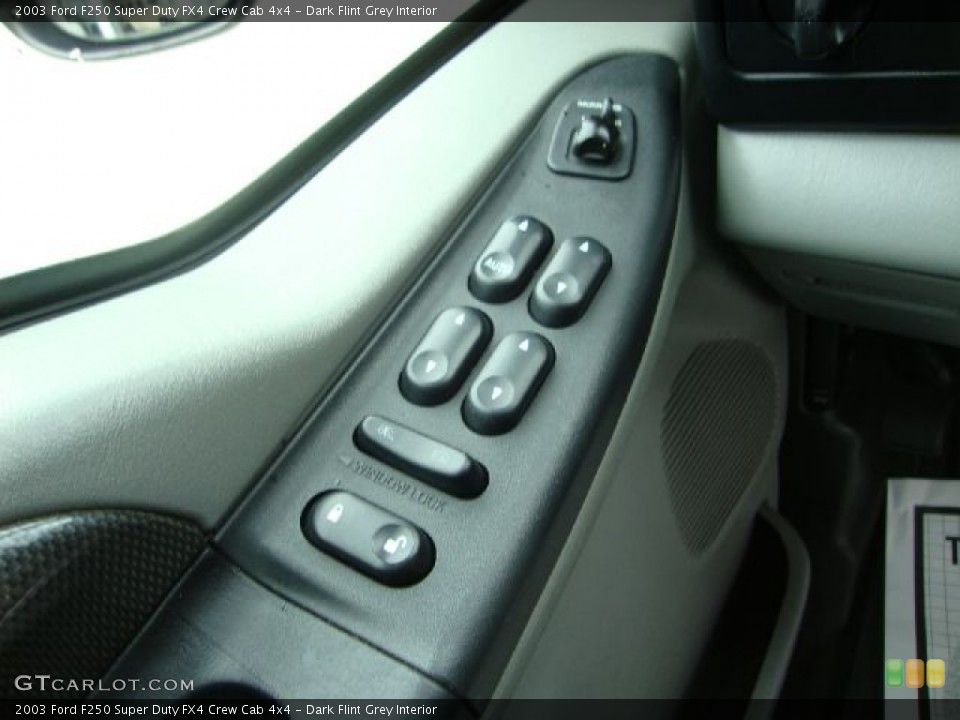 Dark Flint Grey Interior Controls for the 2003 Ford F250 Super Duty FX4 Crew Cab 4x4 #50959752