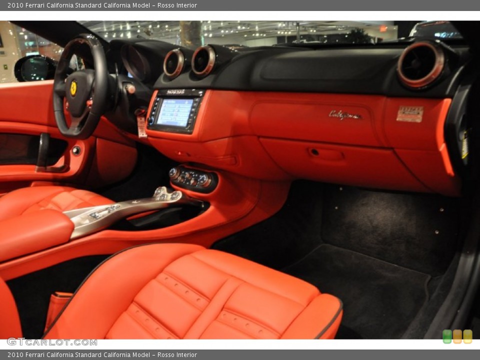 Rosso Interior Dashboard for the 2010 Ferrari California  #50961378