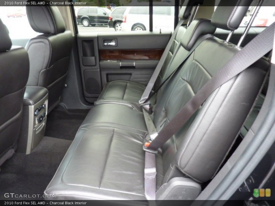 Charcoal Black Interior Photo for the 2010 Ford Flex SEL AWD #50968314