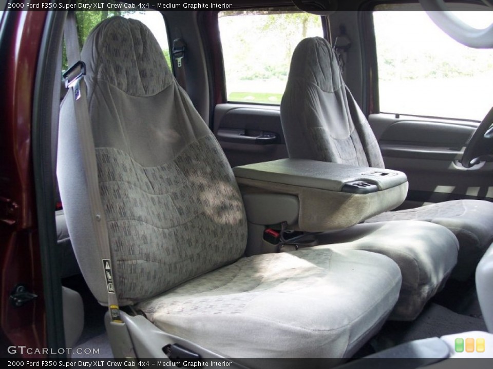 Medium Graphite Interior Photo for the 2000 Ford F350 Super Duty XLT Crew Cab 4x4 #50969445