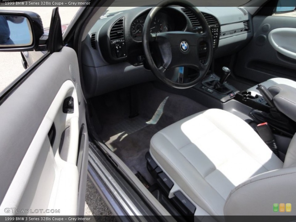 Grey Interior Photo for the 1999 BMW 3 Series 328is Coupe #50975289