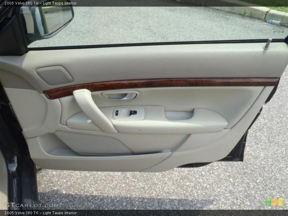 Light Taupe Interior Door Panel for the 2005 Volvo S80 T6 #50995100