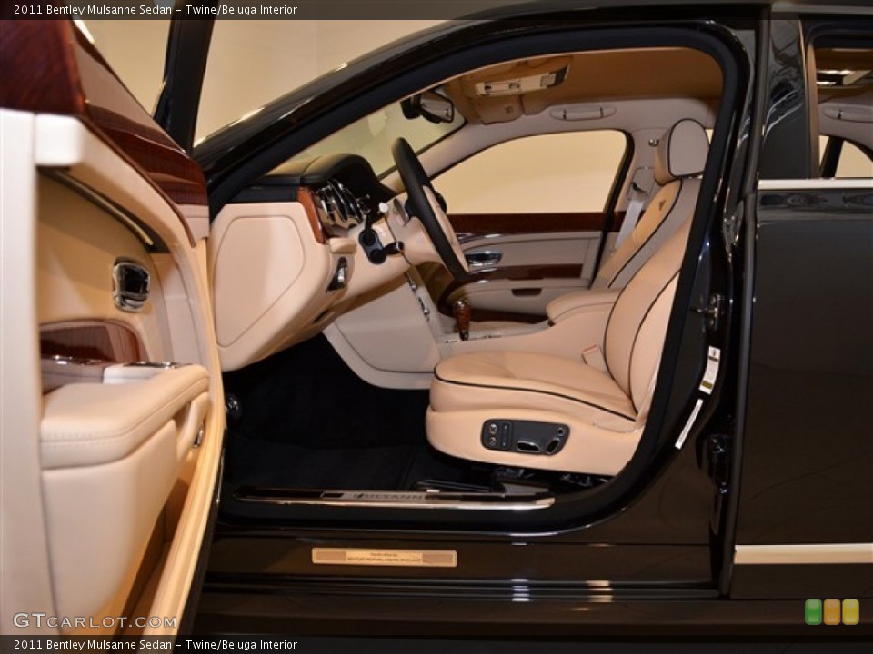Twine/Beluga Interior Photo for the 2011 Bentley Mulsanne Sedan #51000052