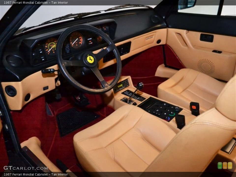 Tan Interior Photo for the 1987 Ferrari Mondial Cabriolet #51010345