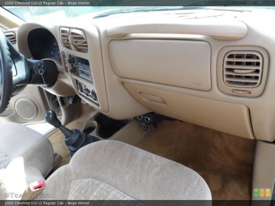 Beige Interior Dashboard for the 1999 Chevrolet S10 LS Regular Cab #51011686