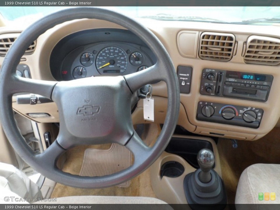 Beige 1999 Chevrolet S10 Interiors