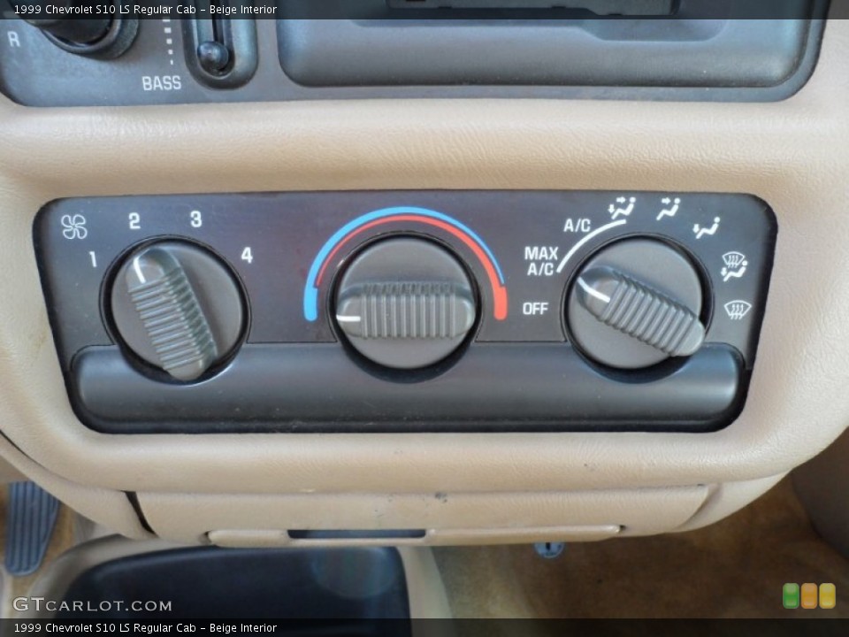 Beige Interior Controls for the 1999 Chevrolet S10 LS Regular Cab #51011803