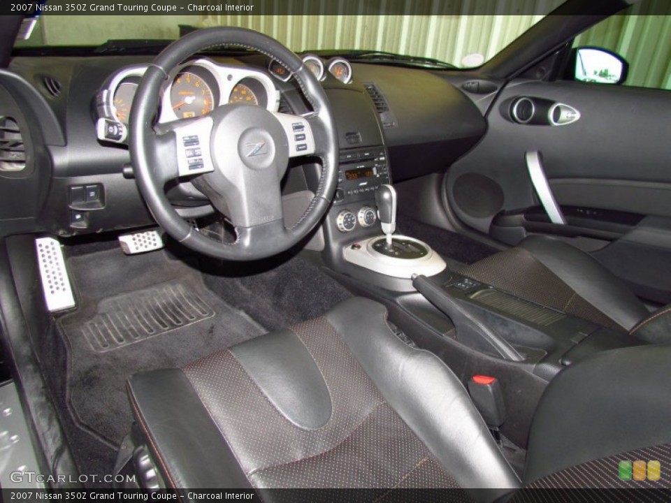 Charcoal Interior Dashboard for the 2007 Nissan 350Z Grand Touring Coupe #51018475