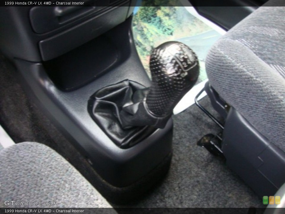 Charcoal Interior Transmission for the 1999 Honda CR-V LX 4WD #51033760