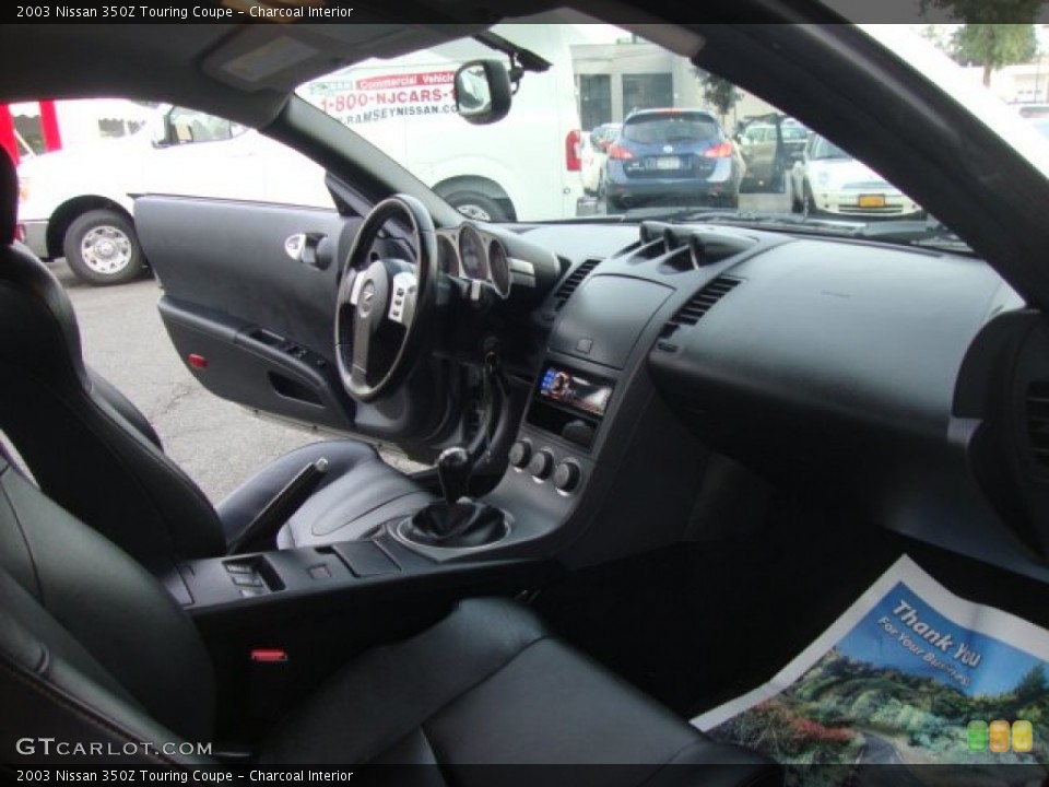 Charcoal Interior Photo for the 2003 Nissan 350Z Touring Coupe #51036037