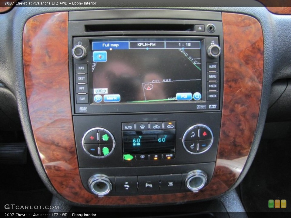 Ebony Interior Controls for the 2007 Chevrolet Avalanche LTZ 4WD #51039766